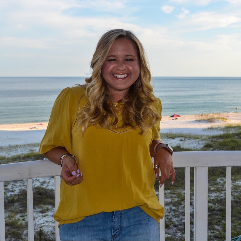 Meet your Posher, Sarah caroline